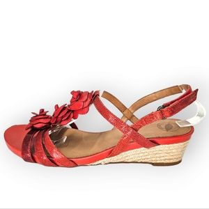 Nurture Red Leather Espadrille Wedge Sandal With Floral Accents Size 11 M